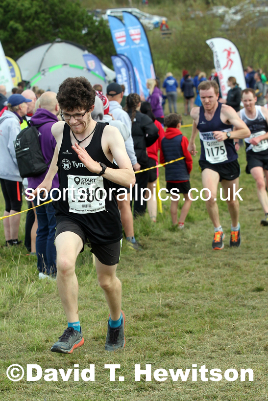 Senior mens 2021 North Eastern Harrier League, Druridge Bay. Photo: David T. Hewitson/Sports for All Pics